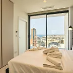 Luxury With Panoramic Sea Views In Mercury Towers Saint Julian's