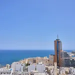 Apartment Luxury With Panoramic Sea Views In Mercury Towers *