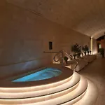Luxury With Panoramic Sea Views In Mercury Towers *